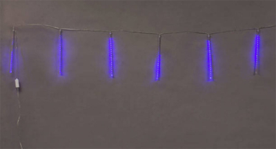 Электрогирлянда для улицы   2.1м Тающие сосульки с синими LED огнями 8х30см с эффектом падающей капли прозрачный провод