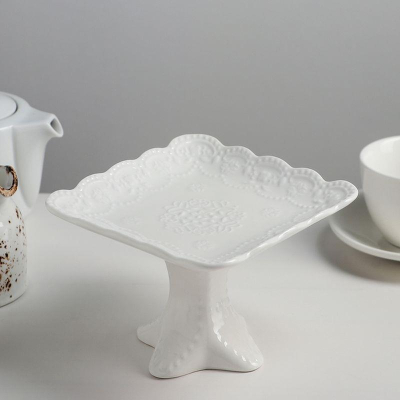 Блюдо для пирожных 15х9см 'Сьюзен' керамика белое