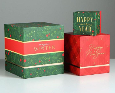 Коробка подарочная новогодняя квадратная 18х18х20см 'Новогодняя сказка'