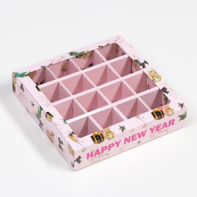 Коробка для конфет новогодняя на 16шт 18х18х4см Праздничный блеск