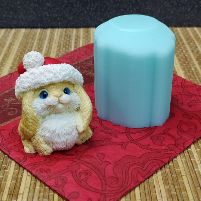 Молд силиконовый новогодний 3D 'Зайка в новогодней шапке'