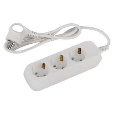 Удлинитель сетевой бытовой ЭРА 'Greenline' с заземлением 3 розетки/ 1.5м 2200Вт белый