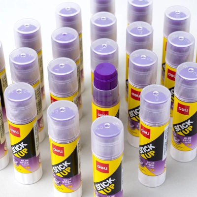 Клей карандаш&nbsp;&nbsp;8г Deli 'Stick UP' 'Хамелеон' фиолетовый