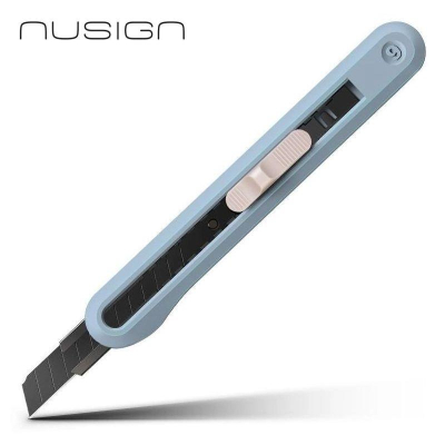 Нож макетный&nbsp;&nbsp;9мм Deli 'Nusign' пластиковый корпус металлические направляющие лезвия автоблокировка синий в блистере