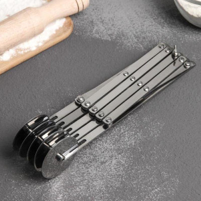 Инструмент для нарезки теста регулируемый 5 ножей