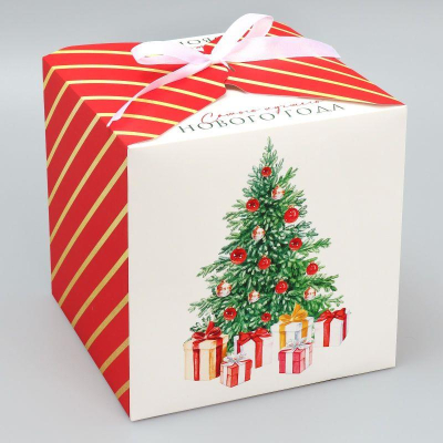 Коробка подарочная новогодняя прямоугольная 18х18х18см складная 'Сказочного Нового года'